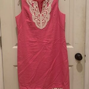 Elegant Pink Sleeveless Dress with Lace Detail